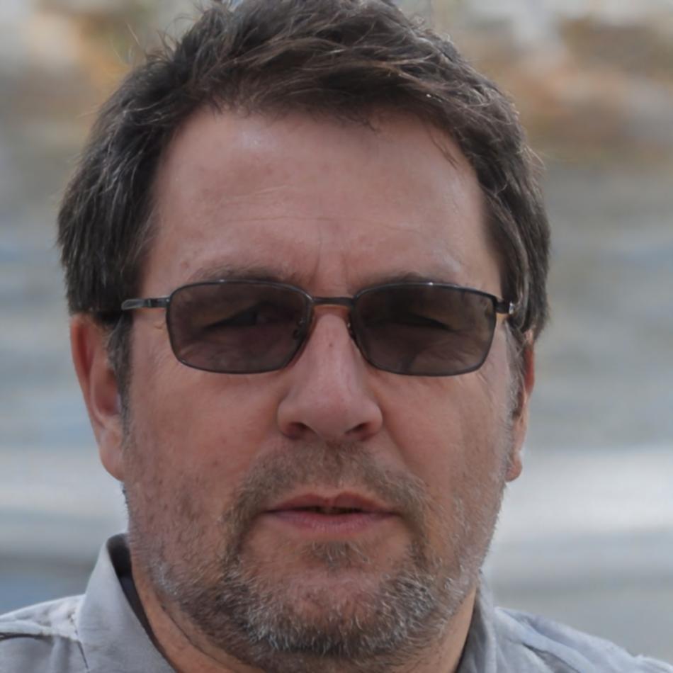 Fletcher Thorne, Senior Financial Advisor